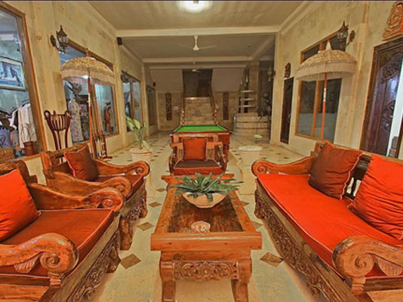 Oyo 2334 Melka Excelsior Hotel Сінгараджа Екстер'єр фото